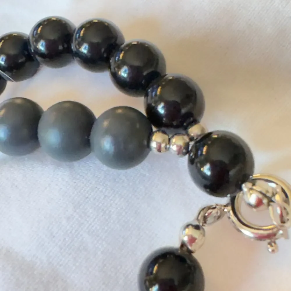 Vintage 28” Black Abstract Mother of Pearl Inlay Beaded Necklace & Earring Japan